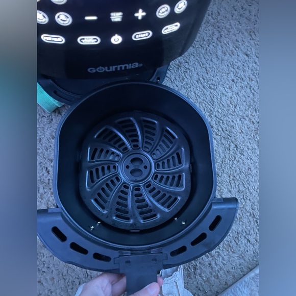 Gourmia Air Fryer - Picture 1 of 2
